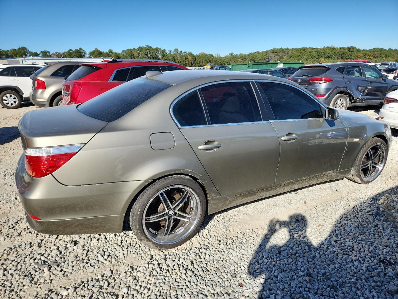 Фото: WBANF735X6CU20647