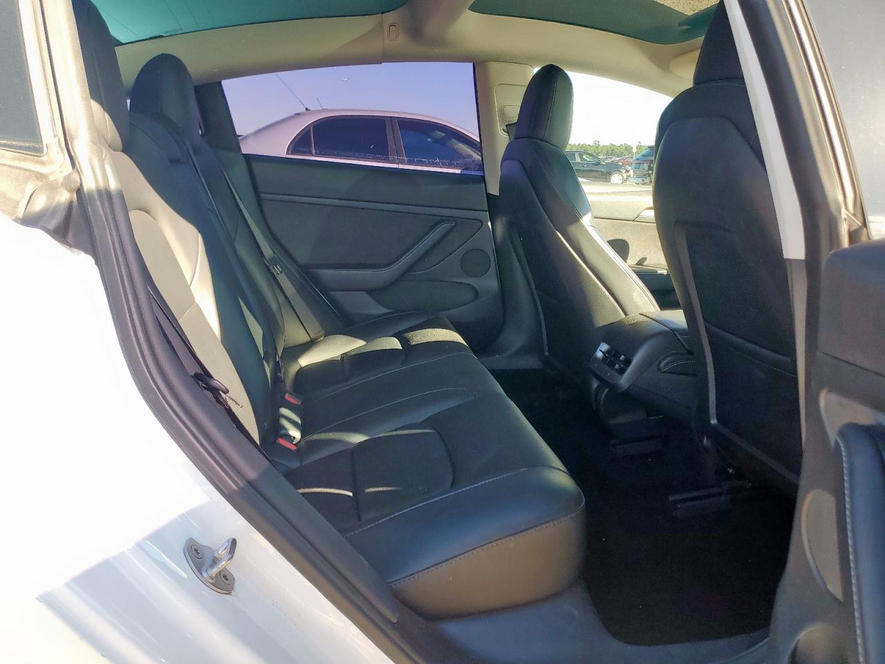 2022 Tesla Model 3 VIN: 5YJ3E1EB4NF108208 Lot: 89934385