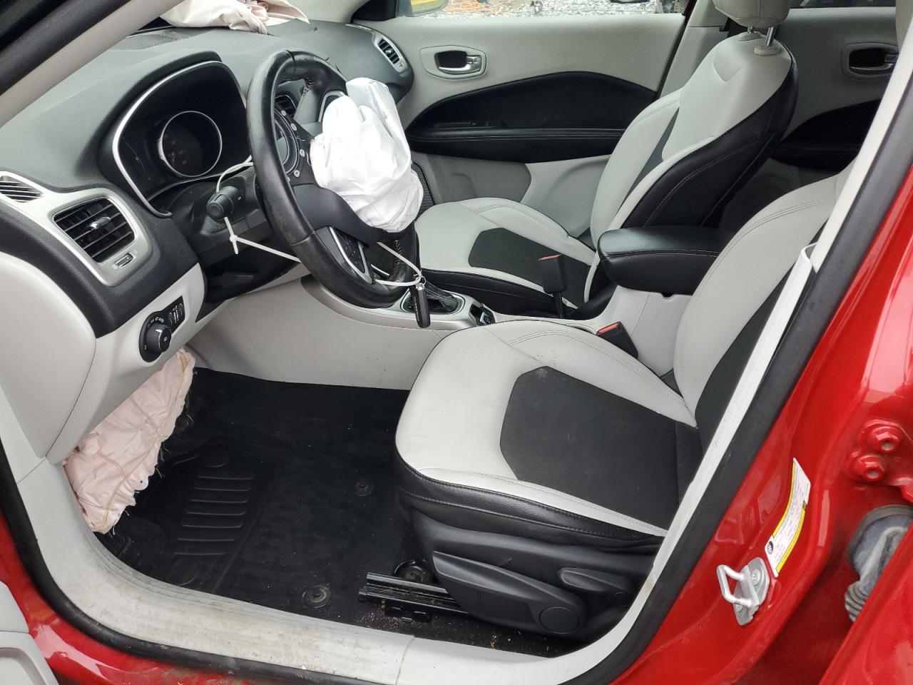 2019 Jeep Compass Latitude VIN: 3C4NJDBB5KT778129 Lot: 90091965