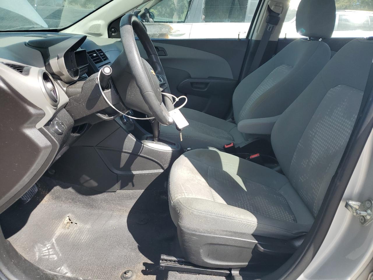 2015 Chevrolet Sonic Ls VIN: 1G1JA5SH4F4104745 Lot: 82349225