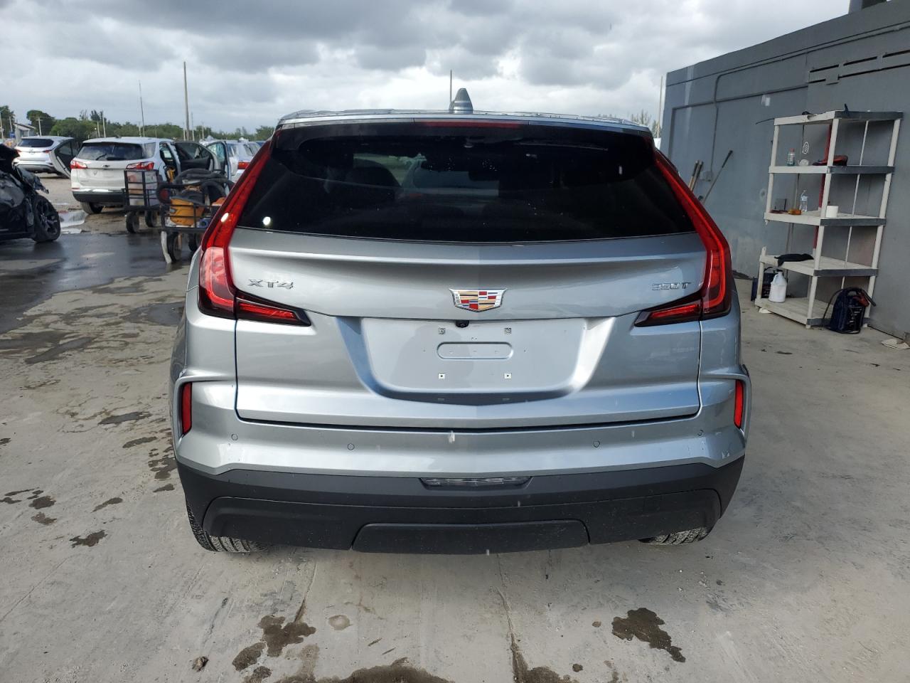 2024 Cadillac Xt4 Luxury VIN: 1GYAZAR45RF183597 Lot: 84926185