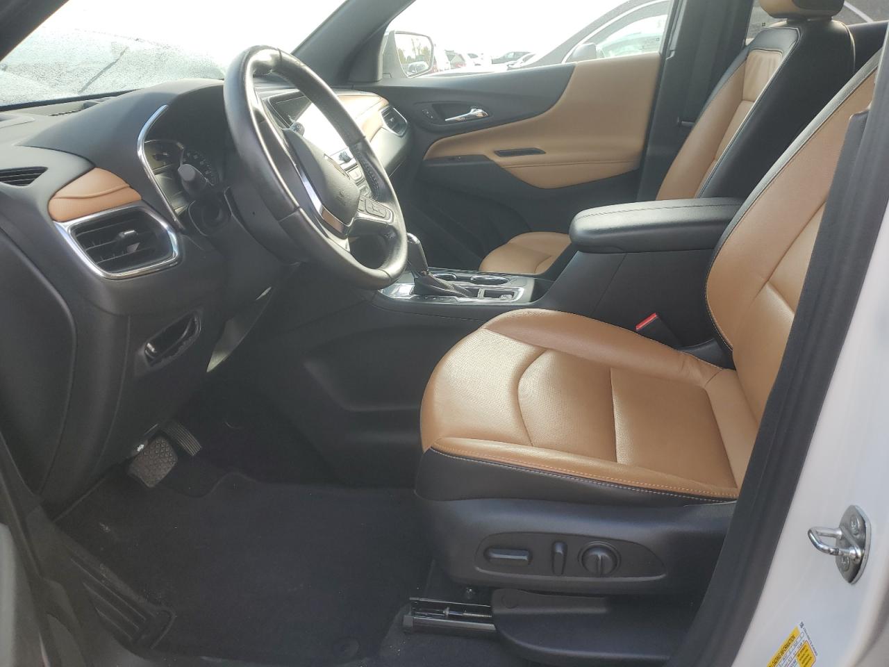 2020 Chevrolet Equinox Premier VIN: 2GNAXNEV3L6168865 Lot: 85560555