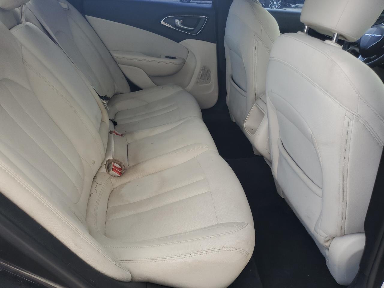 2015 Chrysler 200 Limited VIN: 1C3CCCAB8FN753426 Lot: 82235535