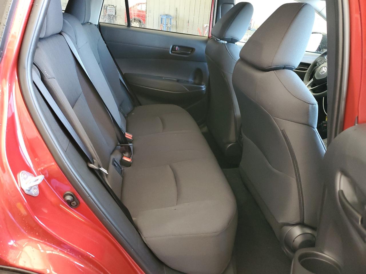 2025 Toyota Corolla Cross Le VIN: 7MUBAABG5SV137916 Lot: 85191795