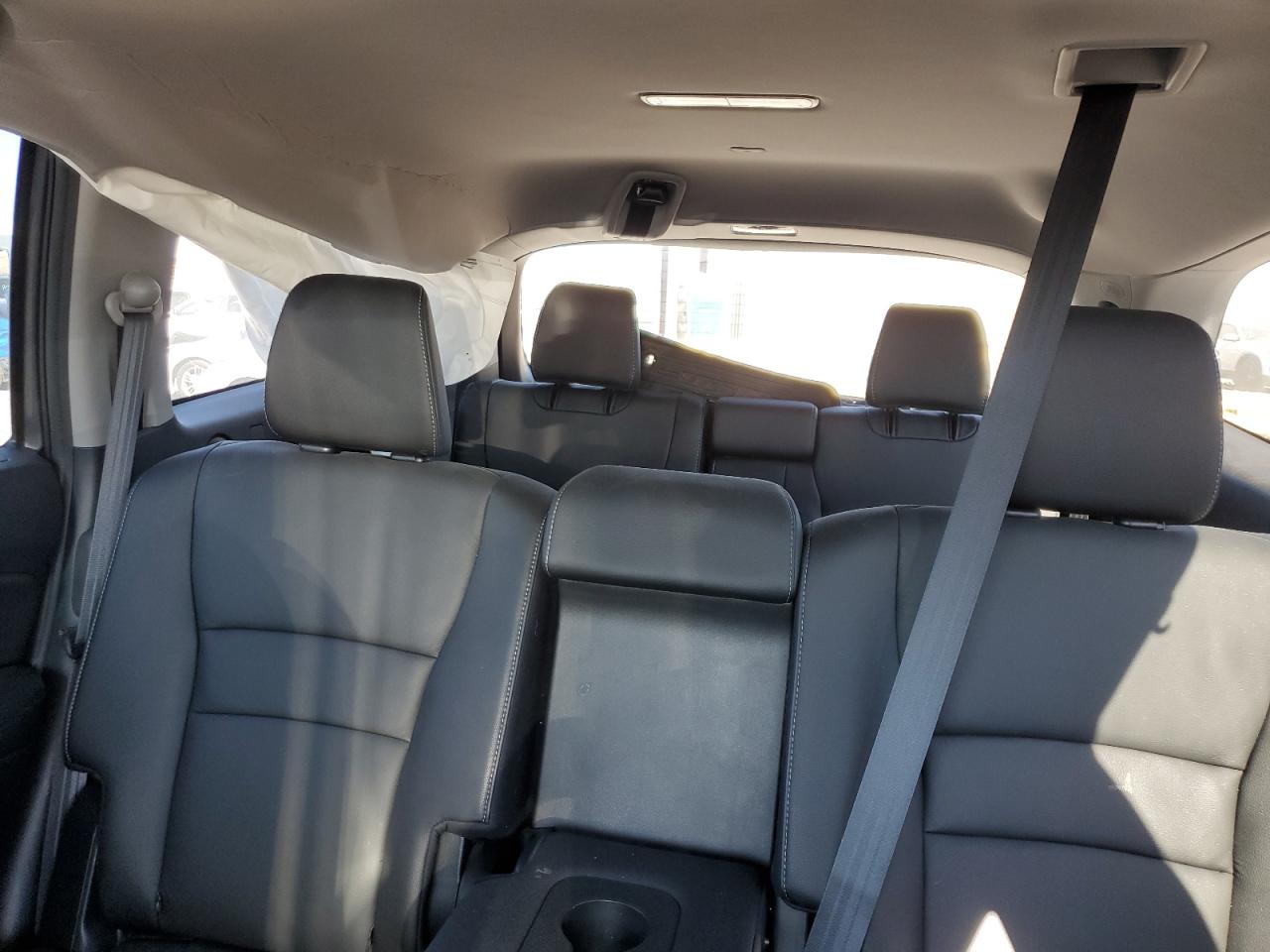 2022 Honda Pilot Touring VIN: 5FNYF6H9XNB007408 Lot: 86532175