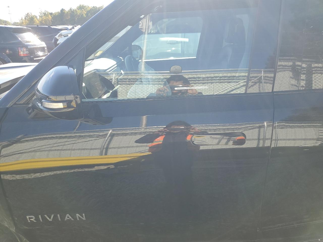 2025 Rivian R1S Adventure VIN: 7PDSGBBA4SN049898 Lot: 86064825