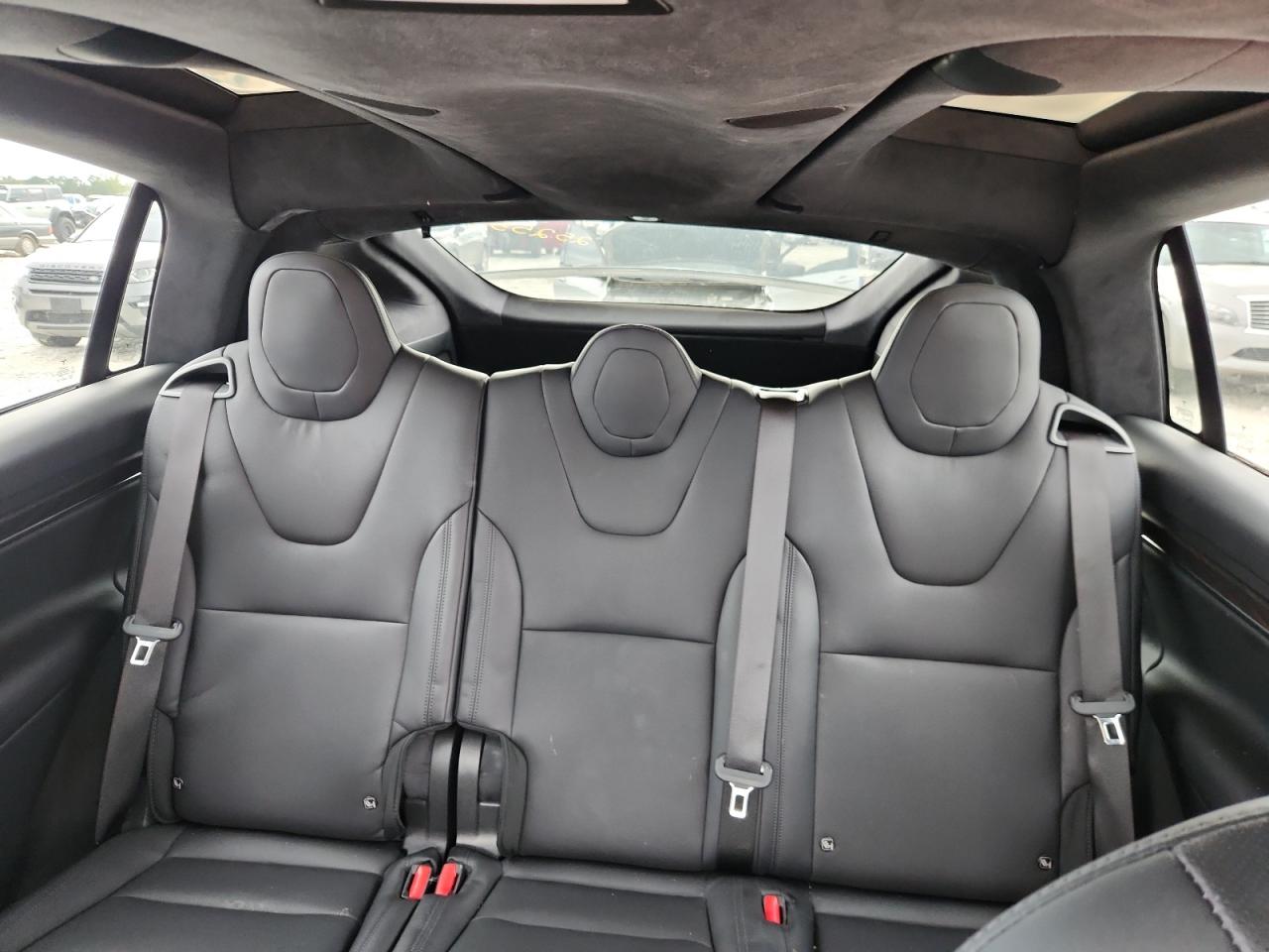 2024 Tesla Model X VIN: 7SAXCDE52RF442264 Lot: 84564375