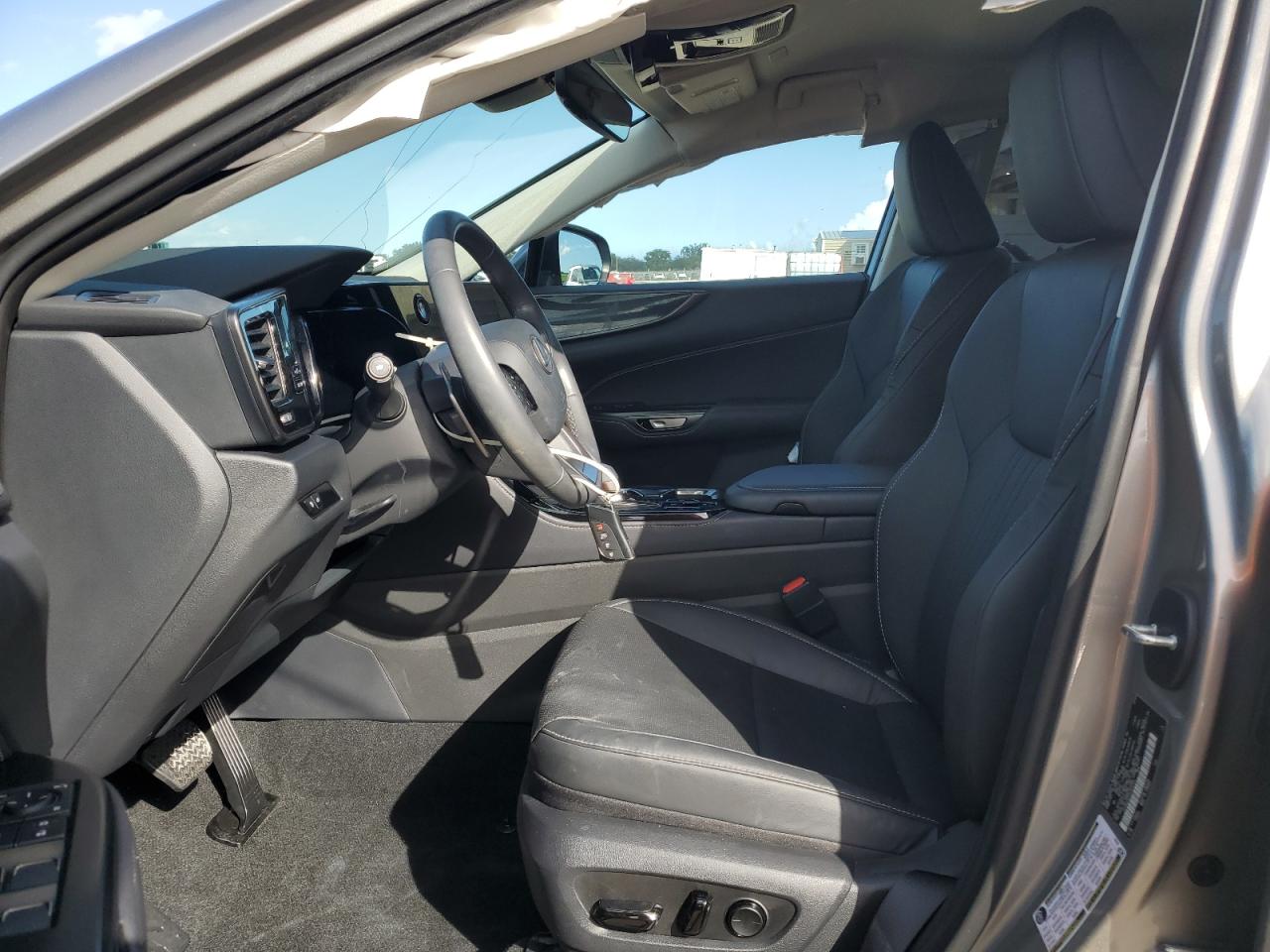 2025 Lexus Nx 250 Base VIN: 2T2ADCAZ2SC020133 Lot: 82772525