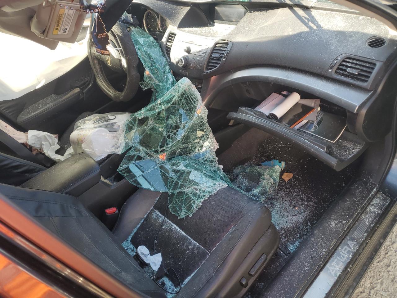 2011 Acura Tsx VIN: JH4CU2F60BC004588 Lot: 81971235