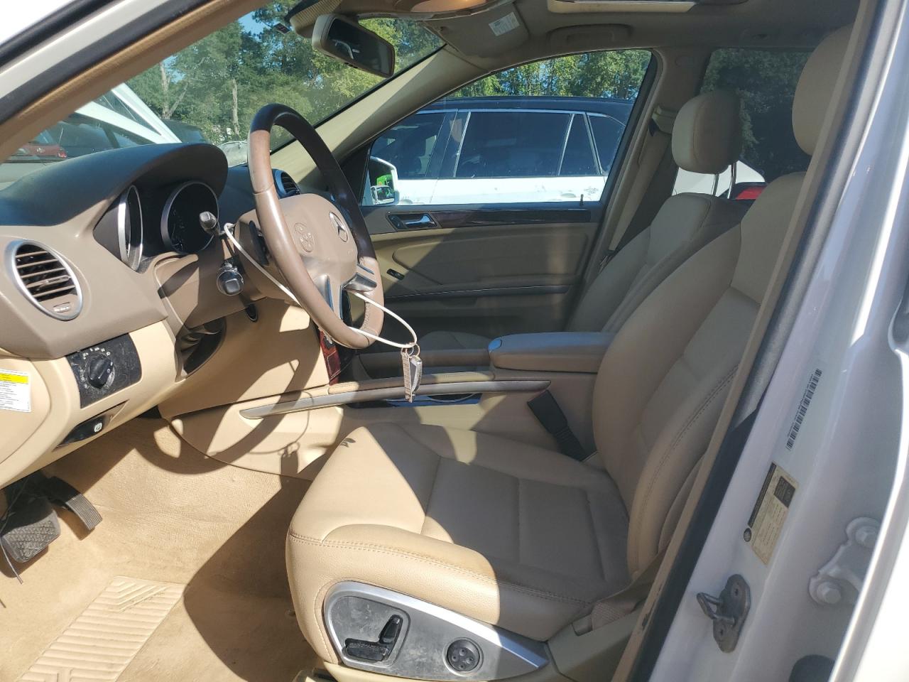 2011 Mercedes-Benz Ml 350 4Matic VIN: 4JGBB8GB8BA748609 Lot: 84467055