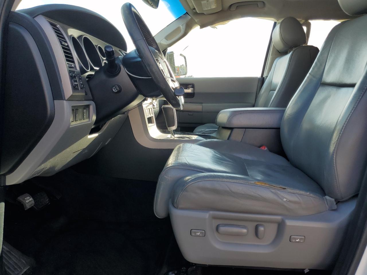 2012 Toyota Sequoia Limited VIN: 5TDKY5G15CS040055 Lot: 89693595