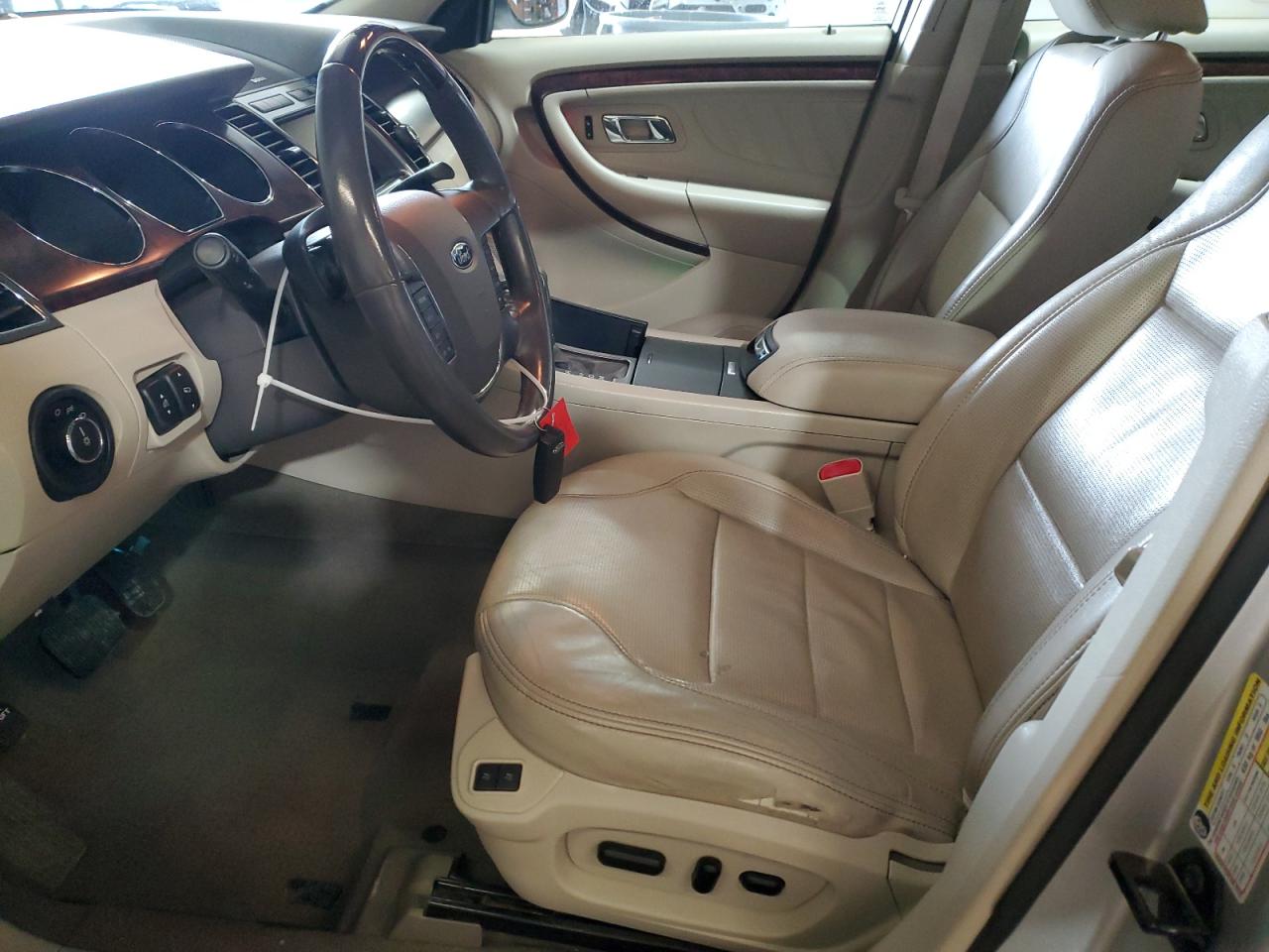 2010 Ford Taurus Limited VIN: 1FAHP2FW1AG130082 Lot: 89702275