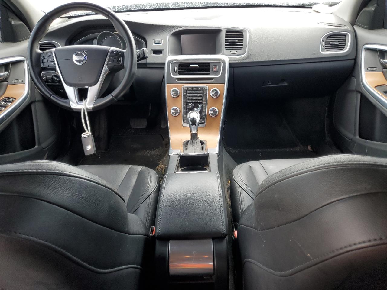 2016 Volvo S60 Platinum VIN: LYV402FM8GB092530 Lot: 86068235