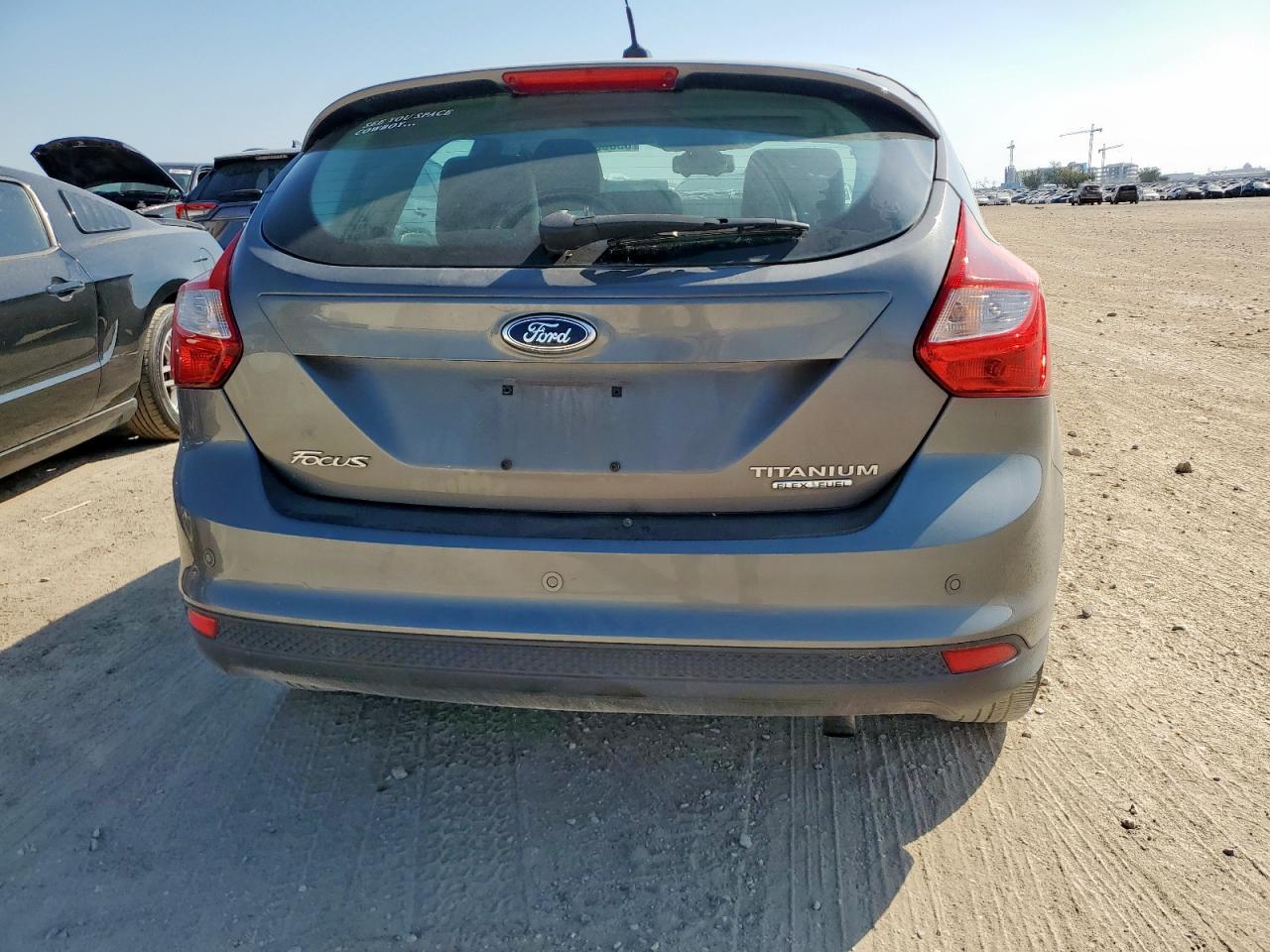 2012 Ford Focus Titanium VIN: 1FAHP3N29CL462852 Lot: 85008455