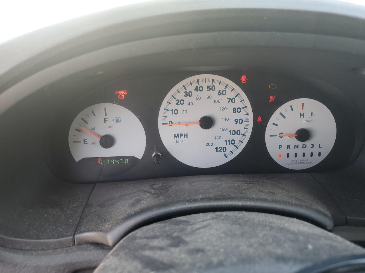 2006 Chrysler Town & Country VIN: 1A4GP45R06B740051 Lot: 84612285