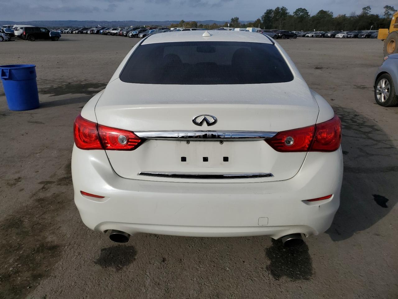 2017 Infiniti Q50 Premium VIN: JN1EV7AR7HM834304 Lot: 82292075