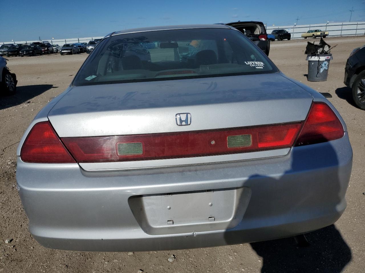 2000 Honda Accord Ex VIN: 1HGCG3258YA032642 Lot: 82599015