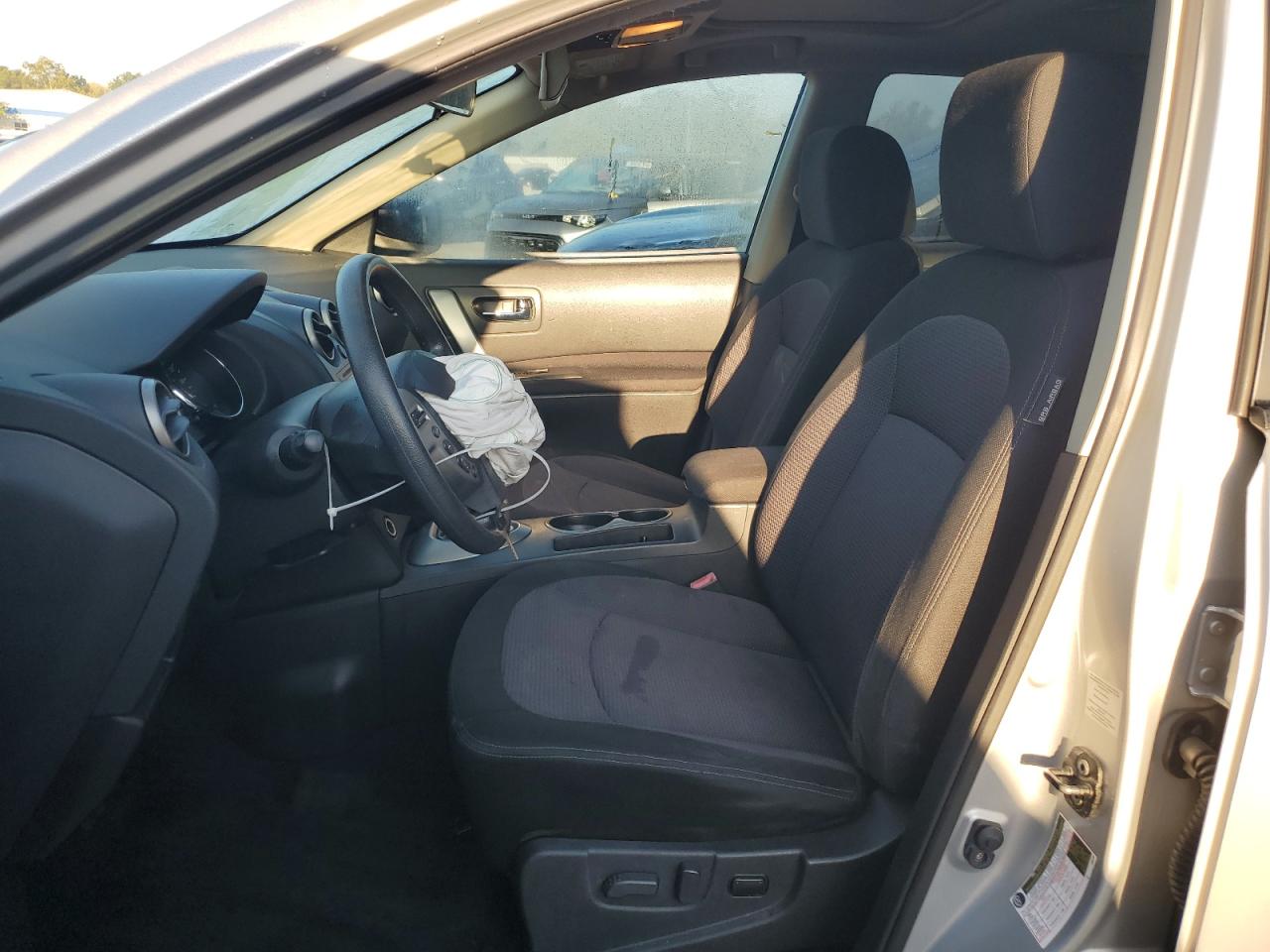 2011 Nissan Rogue S VIN: JN8AS5MV6BW278200 Lot: 84744095