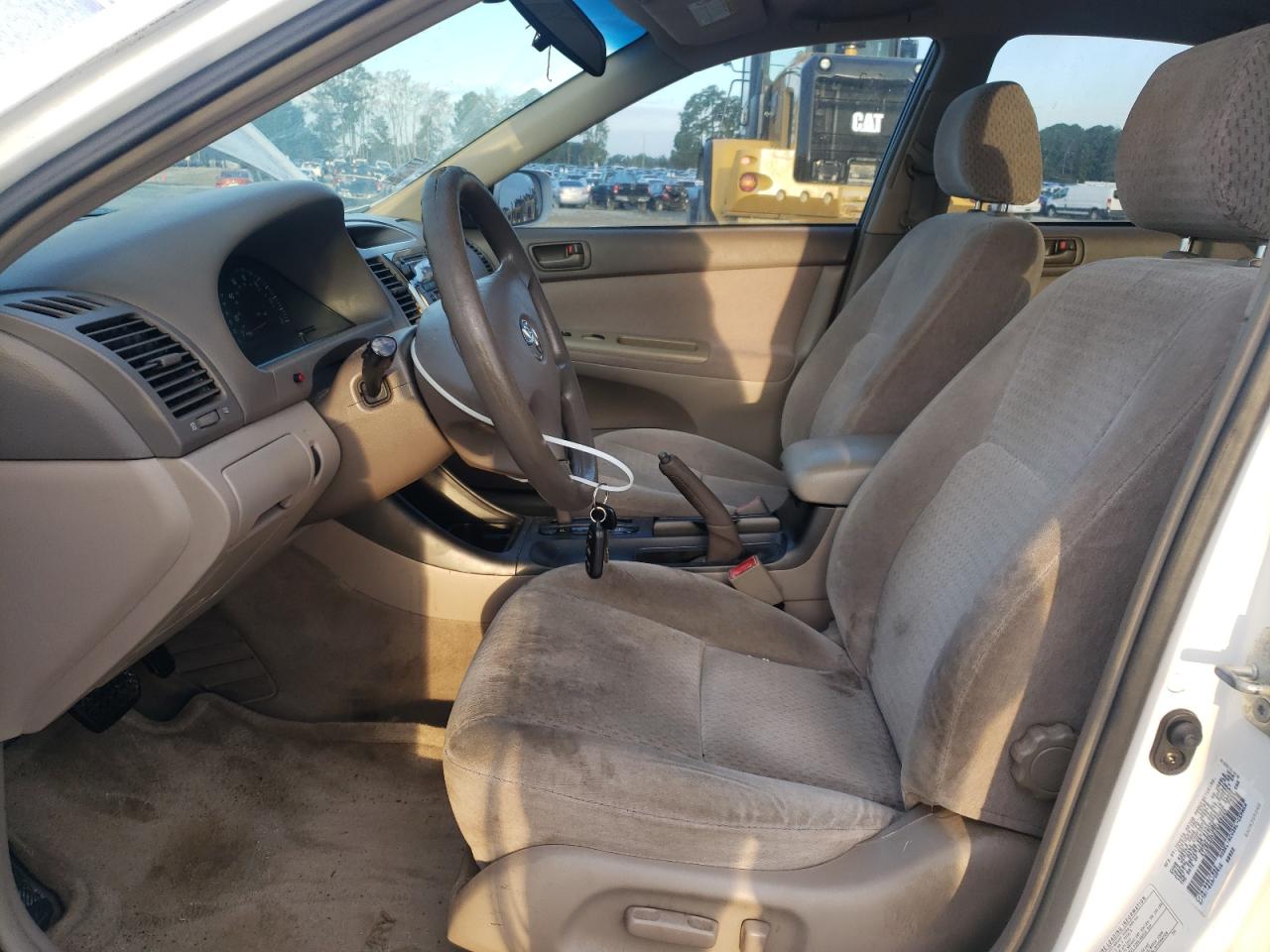 2003 Toyota Camry Le VIN: 4T1BE32K63U160239 Lot: 84775245