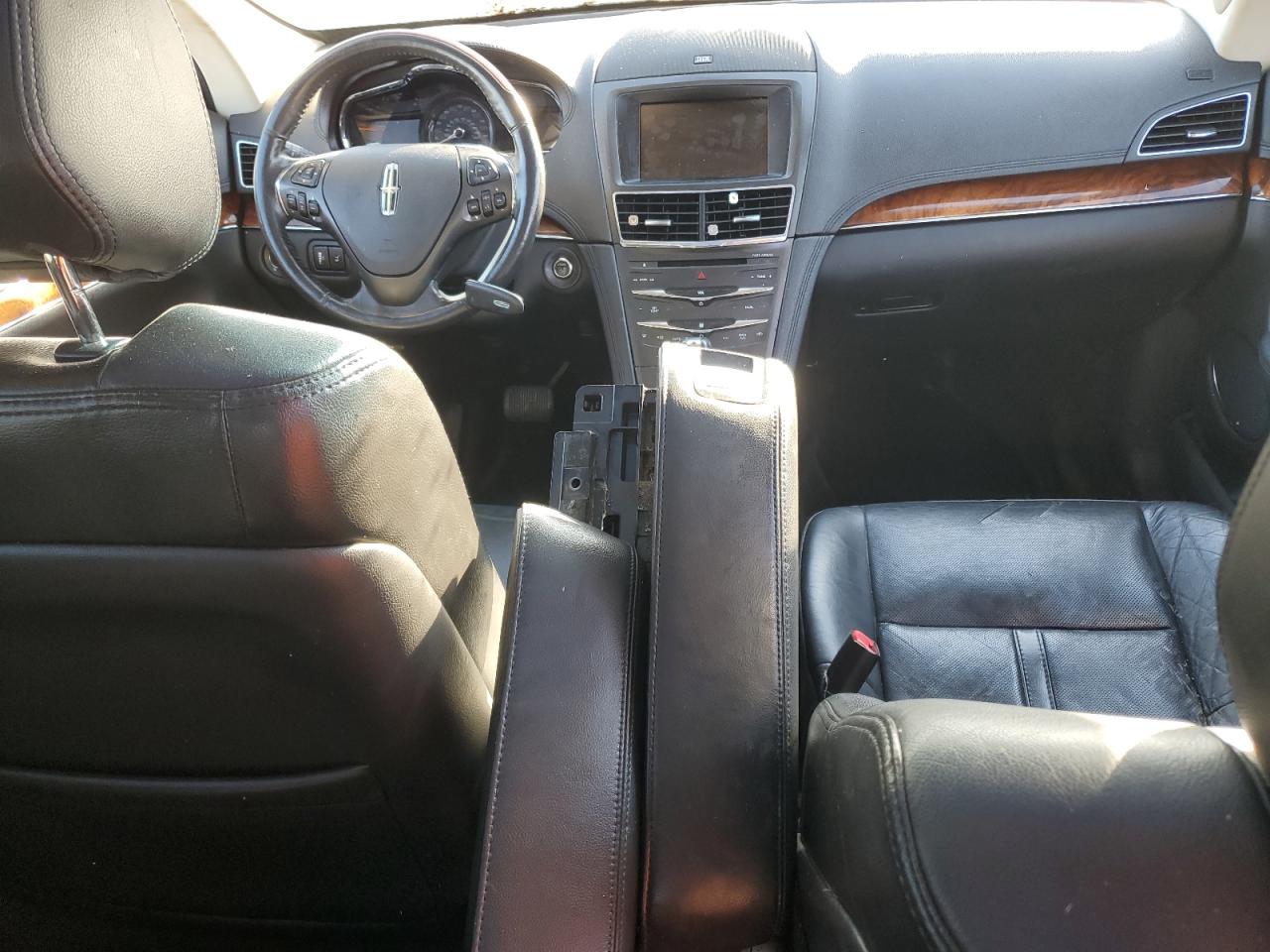 2013 Lincoln Mkt VIN: 2LMHJ5AT3DBL54492 Lot: 82653655