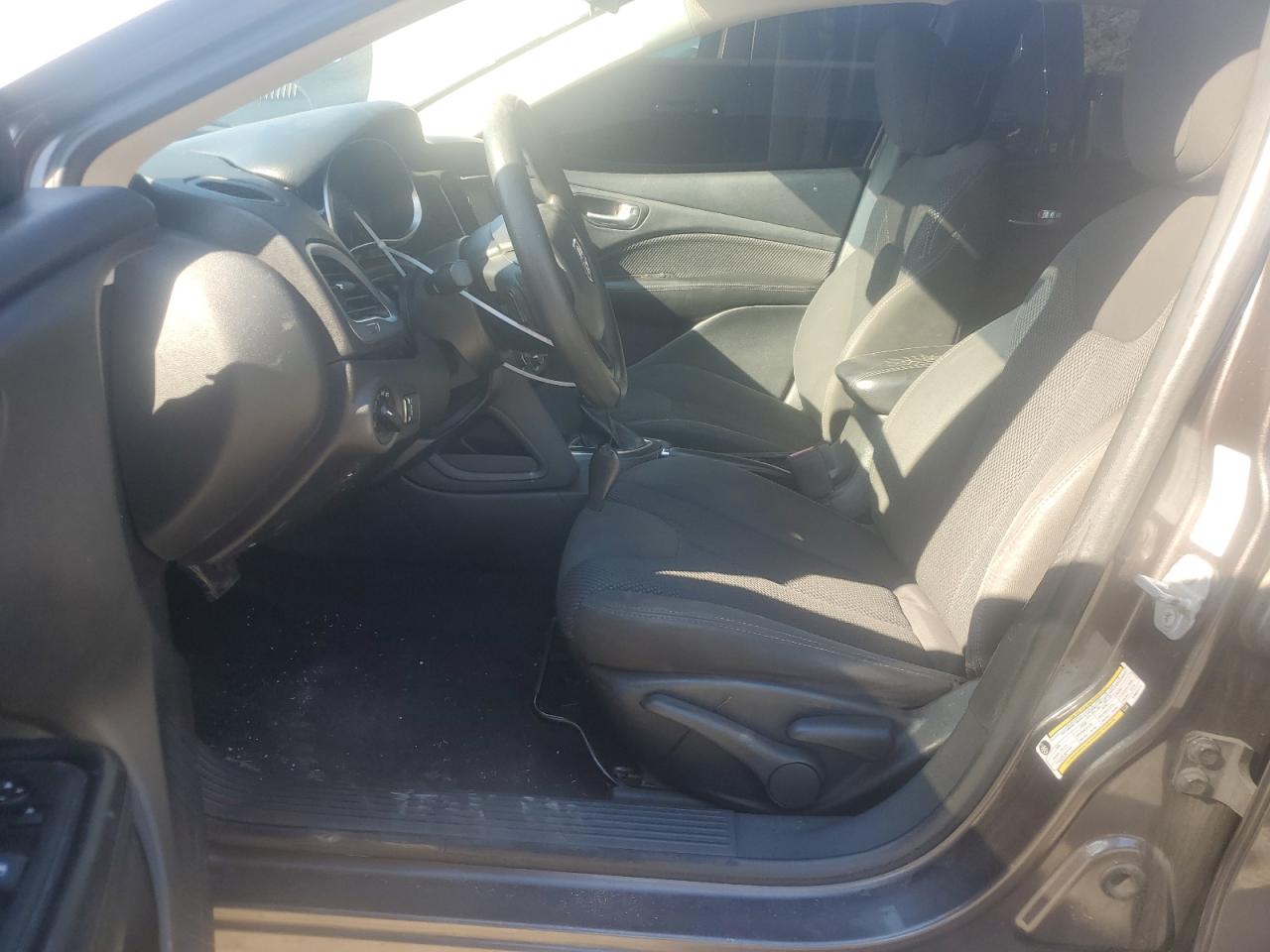 2016 Dodge Dart Sxt VIN: 1C3CDFBB6GD661171 Lot: 82456805