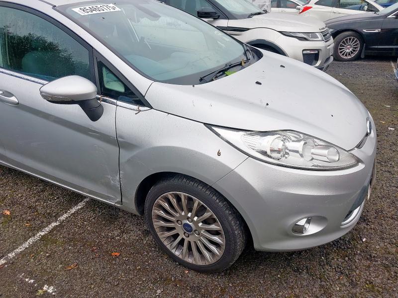 2011 FORD FIESTA TITANIUM 