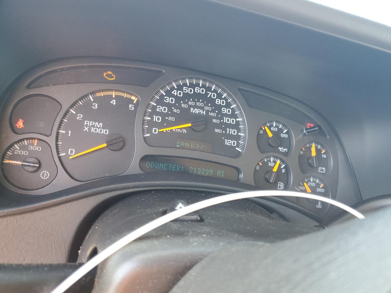 2004 Chevrolet Silverado K2500 Heavy Duty VIN: 1GCHK23274F187312 Lot: 85894775