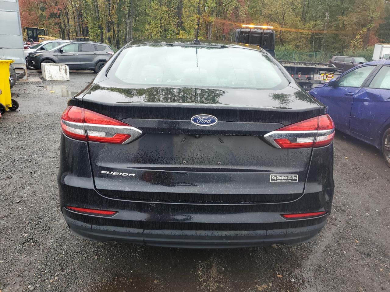2019 Ford Fusion S VIN: 3FA6P0G72KR279162 Lot: 86433595