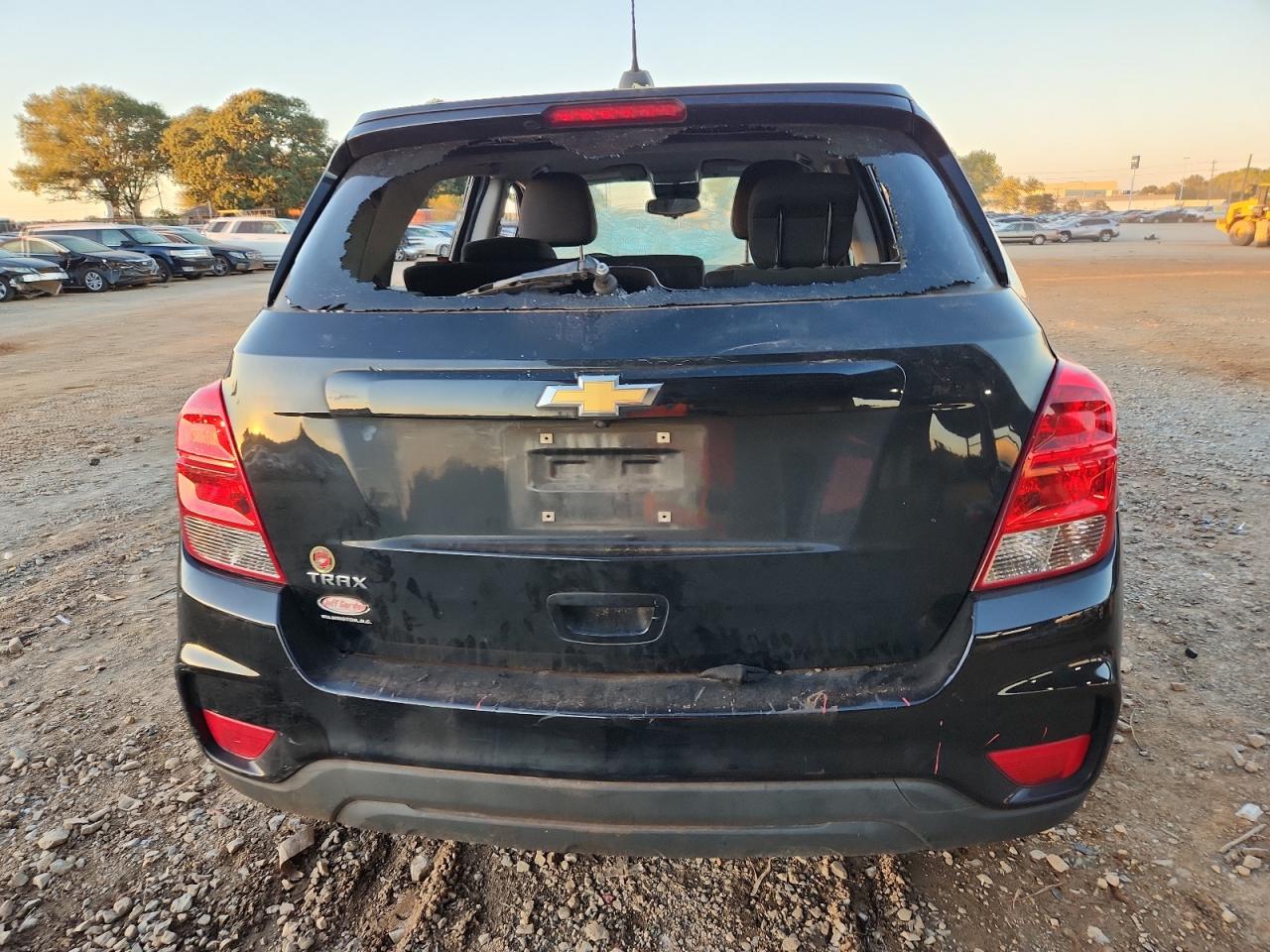 2018 Chevrolet Trax Ls VIN: 3GNCJKSB6JL332301 Lot: 86896075