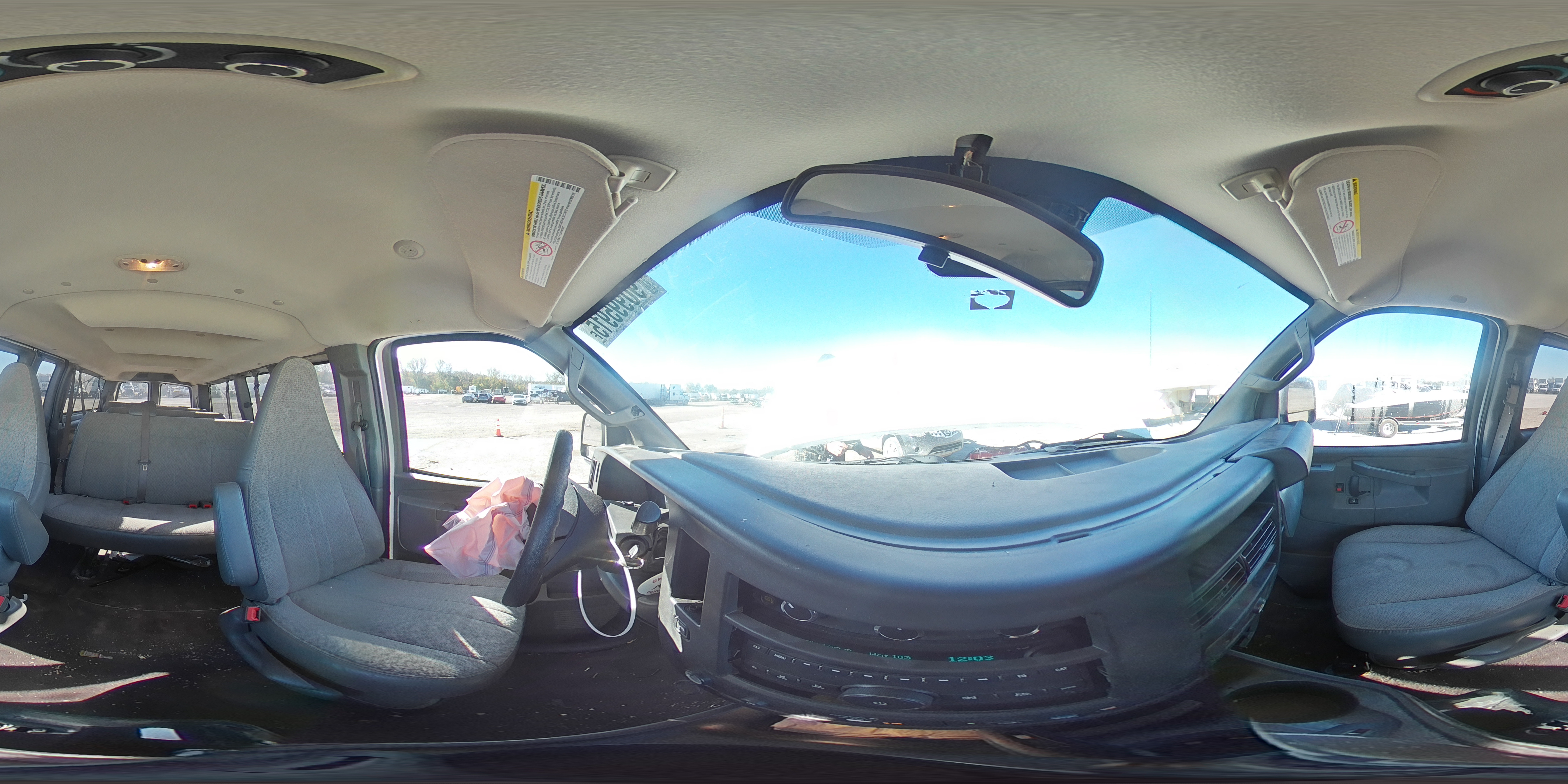 2019 Chevrolet Express G3500 Lt VIN: 1GAZGPFG1K1299472 Lot: 90995915