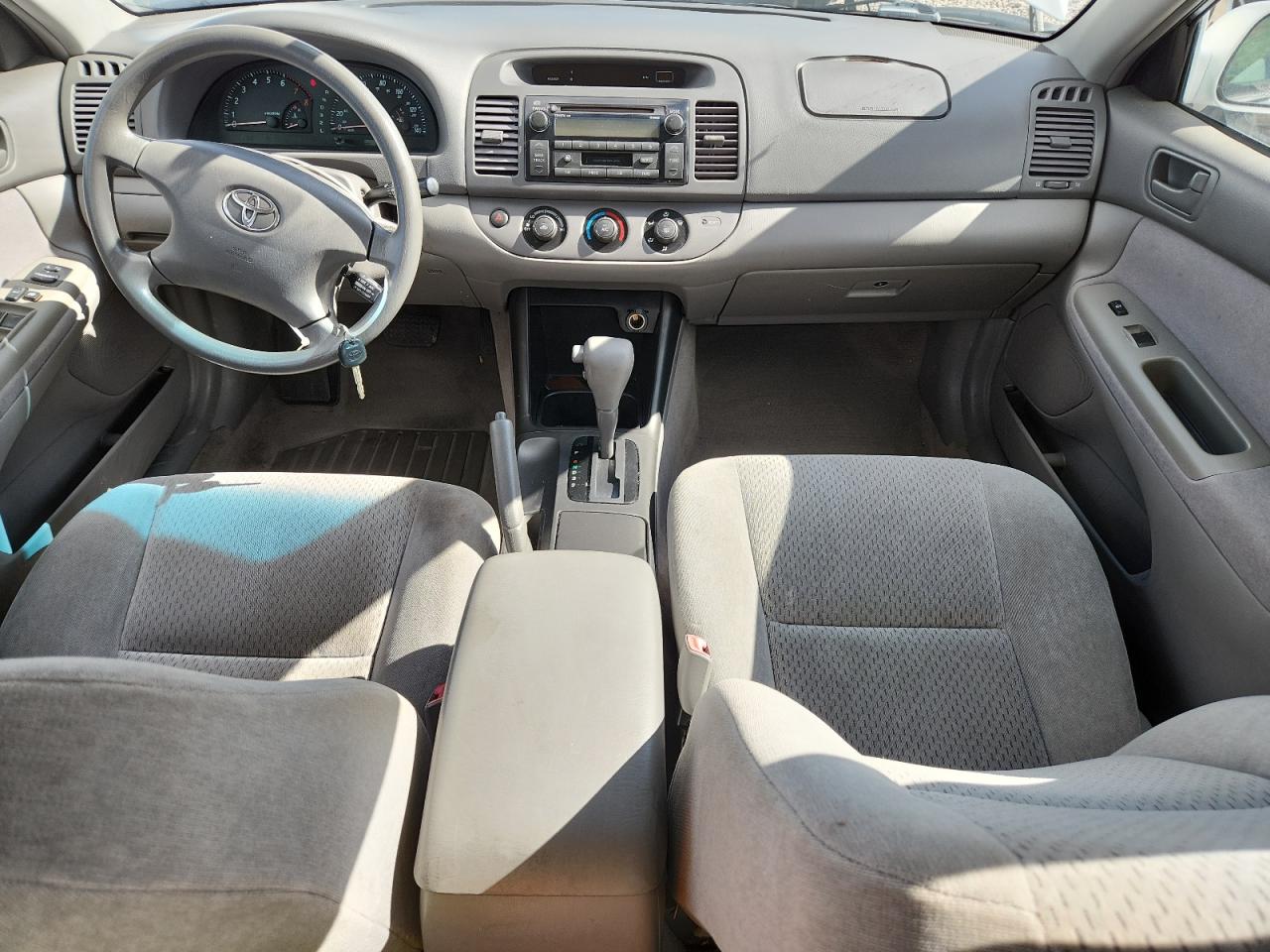 2004 Toyota Camry Le VIN: 4T1BF30K74U067120 Lot: 86119765