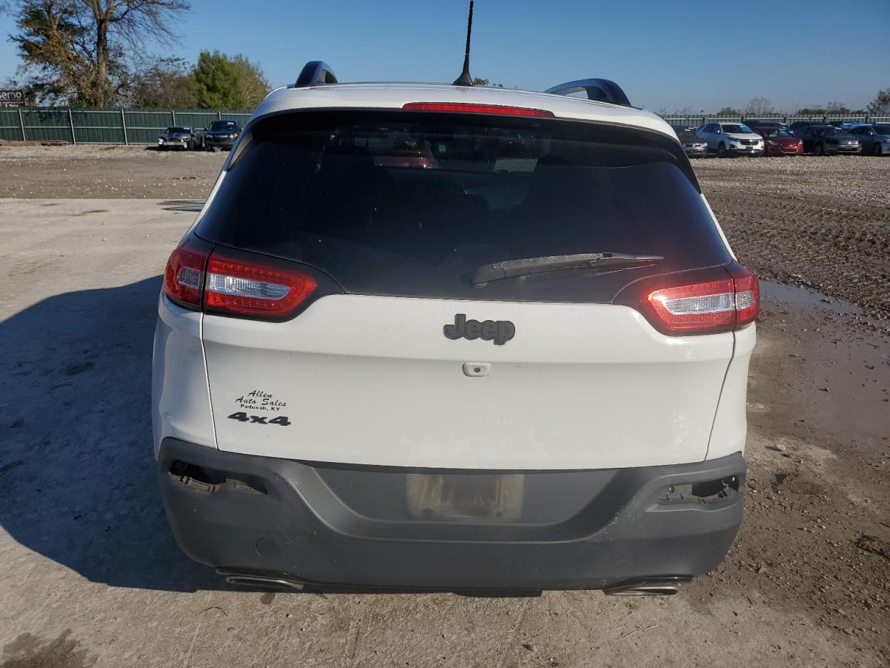 2016 Jeep Cherokee Sport VIN: 1C4PJMAS8GW333377 Lot: 90498355