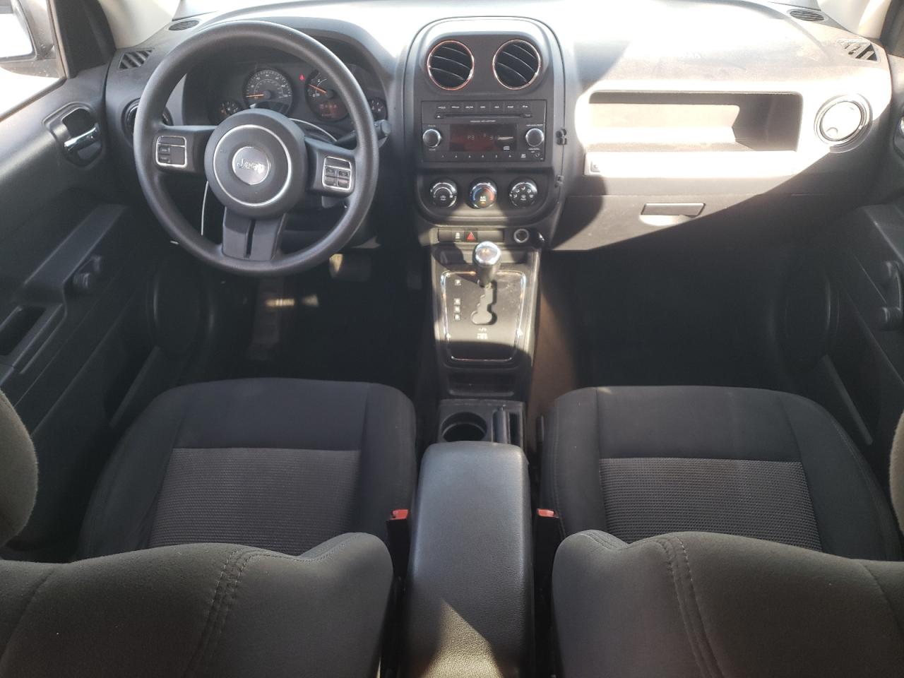 2014 Jeep Compass Sport VIN: 1C4NJCBB4ED642689 Lot: 90633625