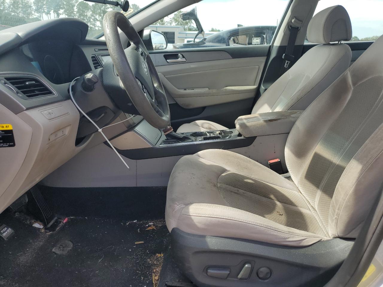 2015 Hyundai Sonata Se VIN: 5NPE24AF0FH246908 Lot: 85599355