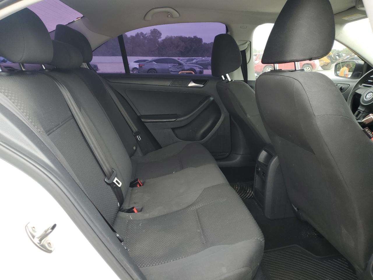 2014 Volkswagen Jetta Base VIN: 3VW2K7AJ0EM323159 Lot: 85927535