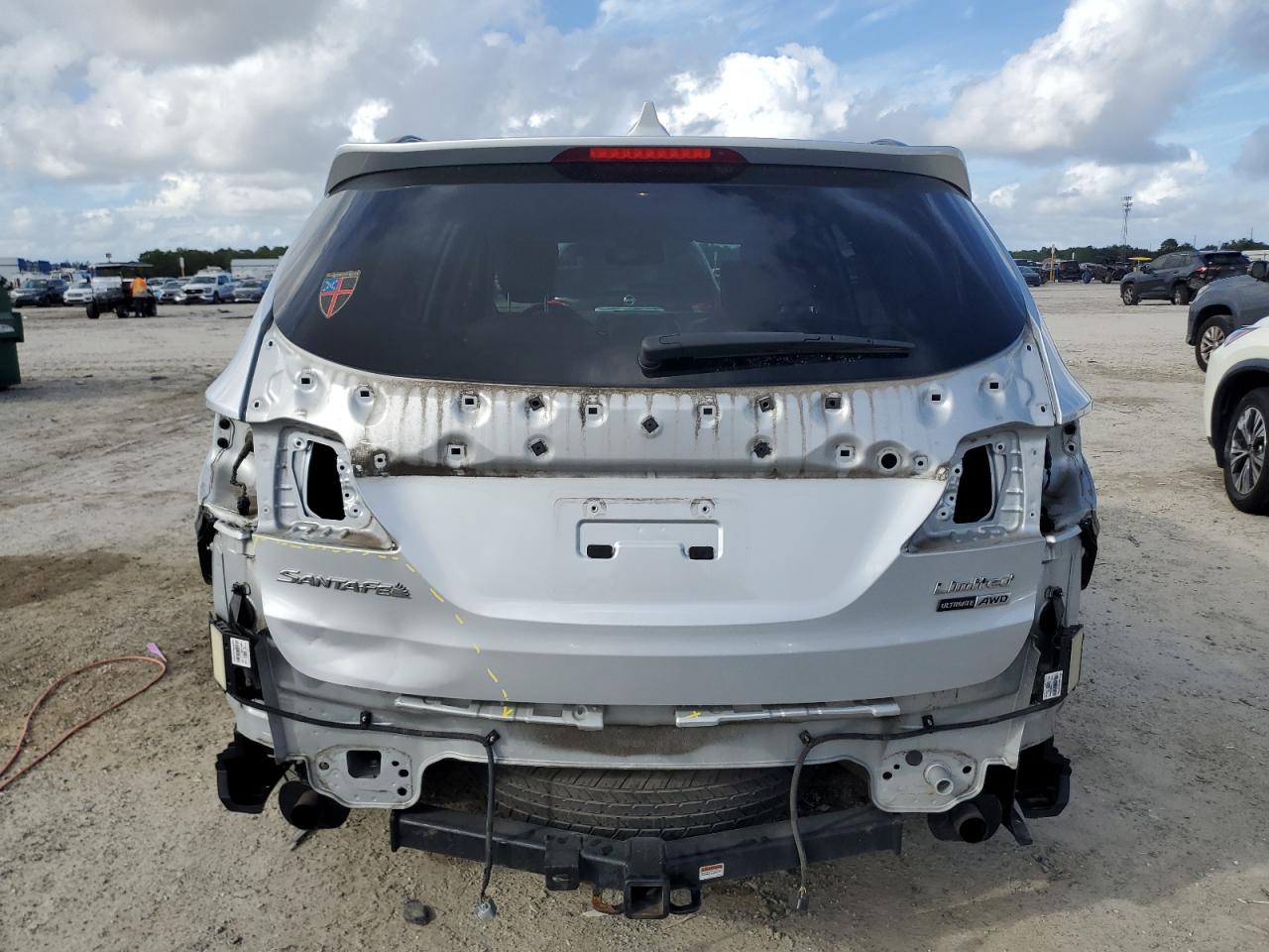 2018 Hyundai Santa Fe Se Ultimate VIN: KM8SRDHF1JU269824 Lot: 85880195