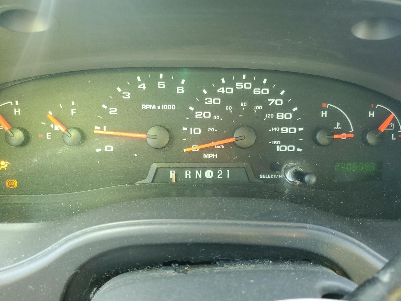 2004 Ford Econoline E150 Van VIN: 1FTRE14W84HA55719 Lot: 87271985