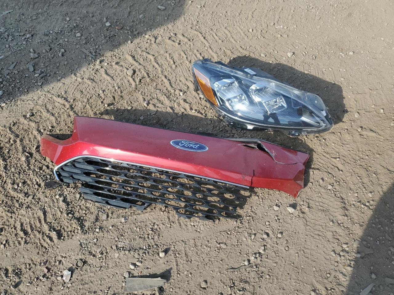 2022 Ford Escape Titanium VIN: 1FMCU9J92NUA16277 Lot: 81996565