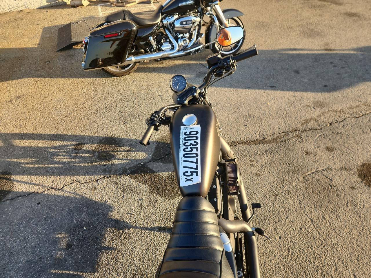 2021 Harley-Davidson Xl883 N VIN: 1HD4LE224MB411141 Lot: 90350775