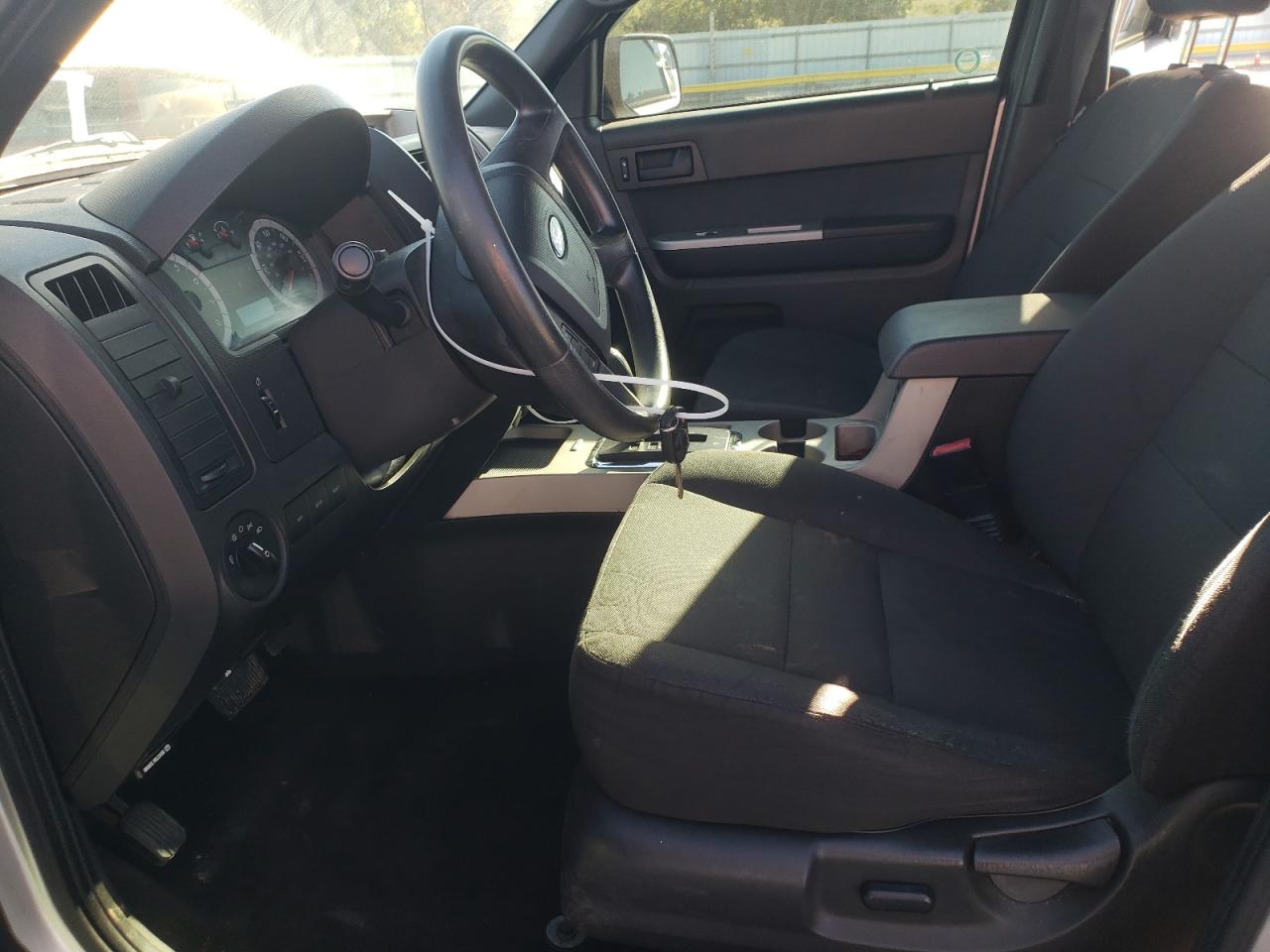 2011 Ford Escape Xlt VIN: 1FMCU9DG5BKA00897 Lot: 81940135