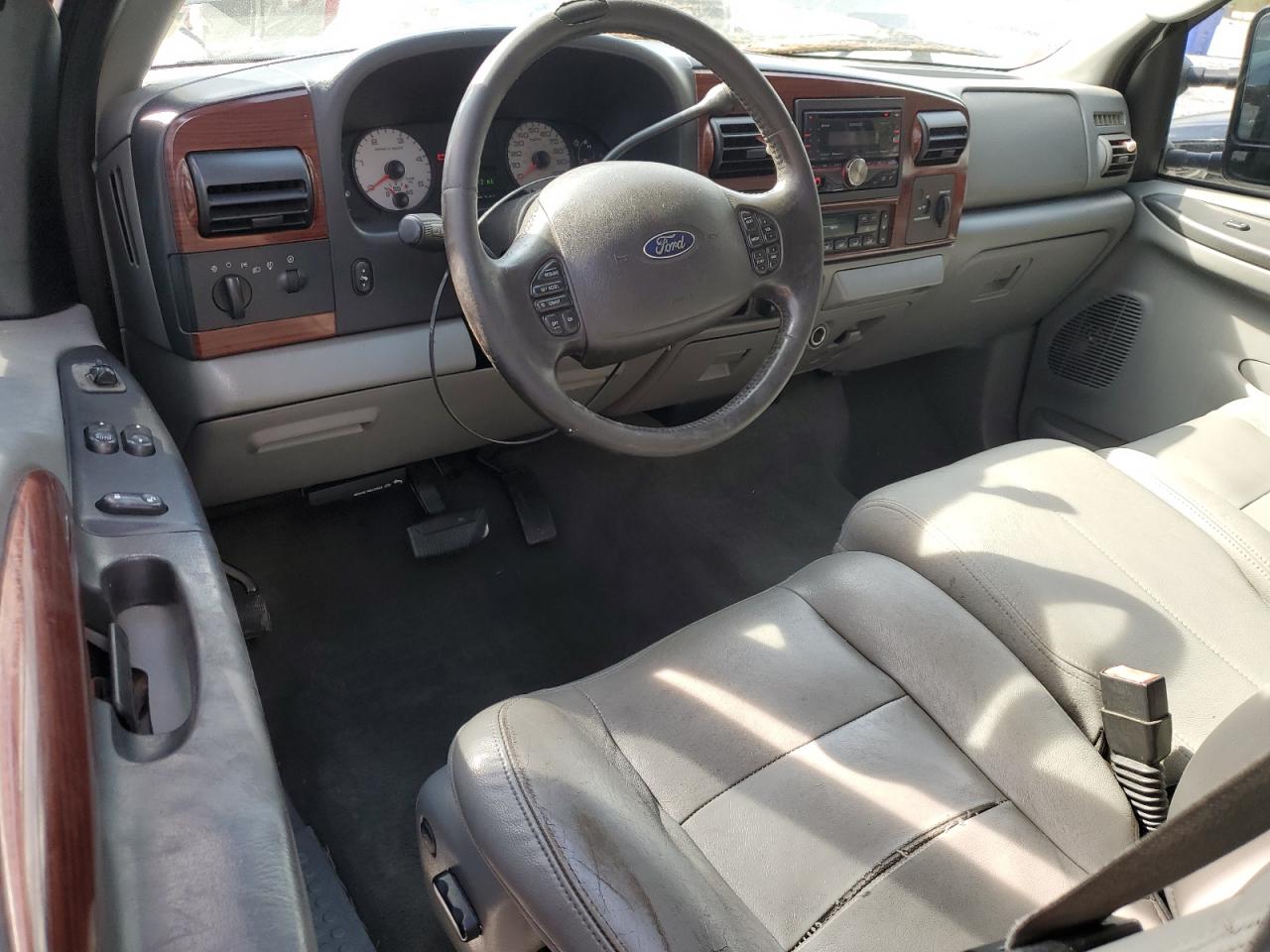 2005 Ford F250 Super Duty VIN: 1FTSX21P95EC31260 Lot: 85817415