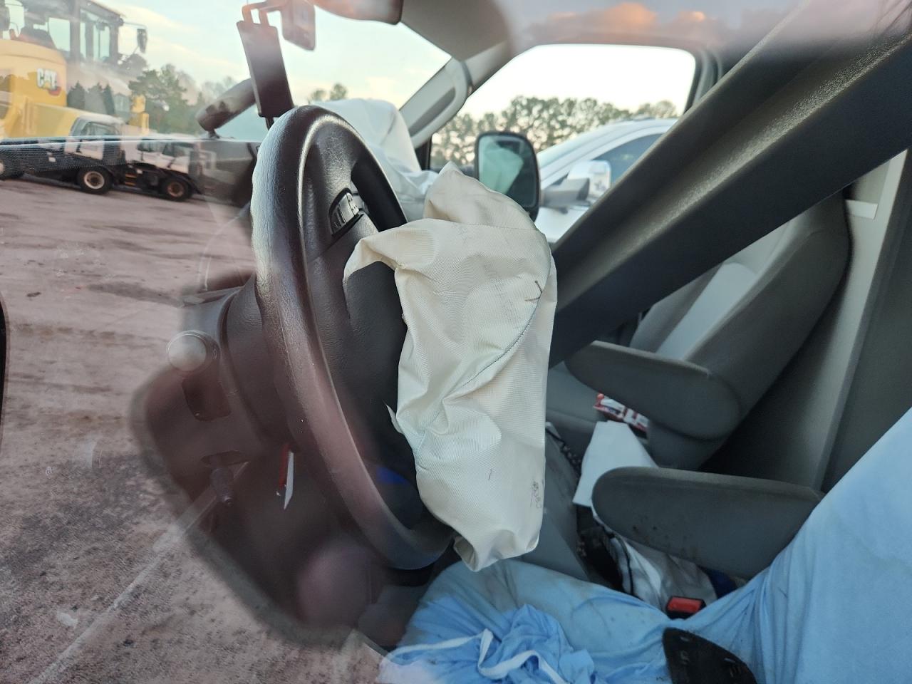 2016 Ford Econoline E350 Super Duty Cutaway Van VIN: 1FDWE3FS6GDC42831 Lot: 83987495