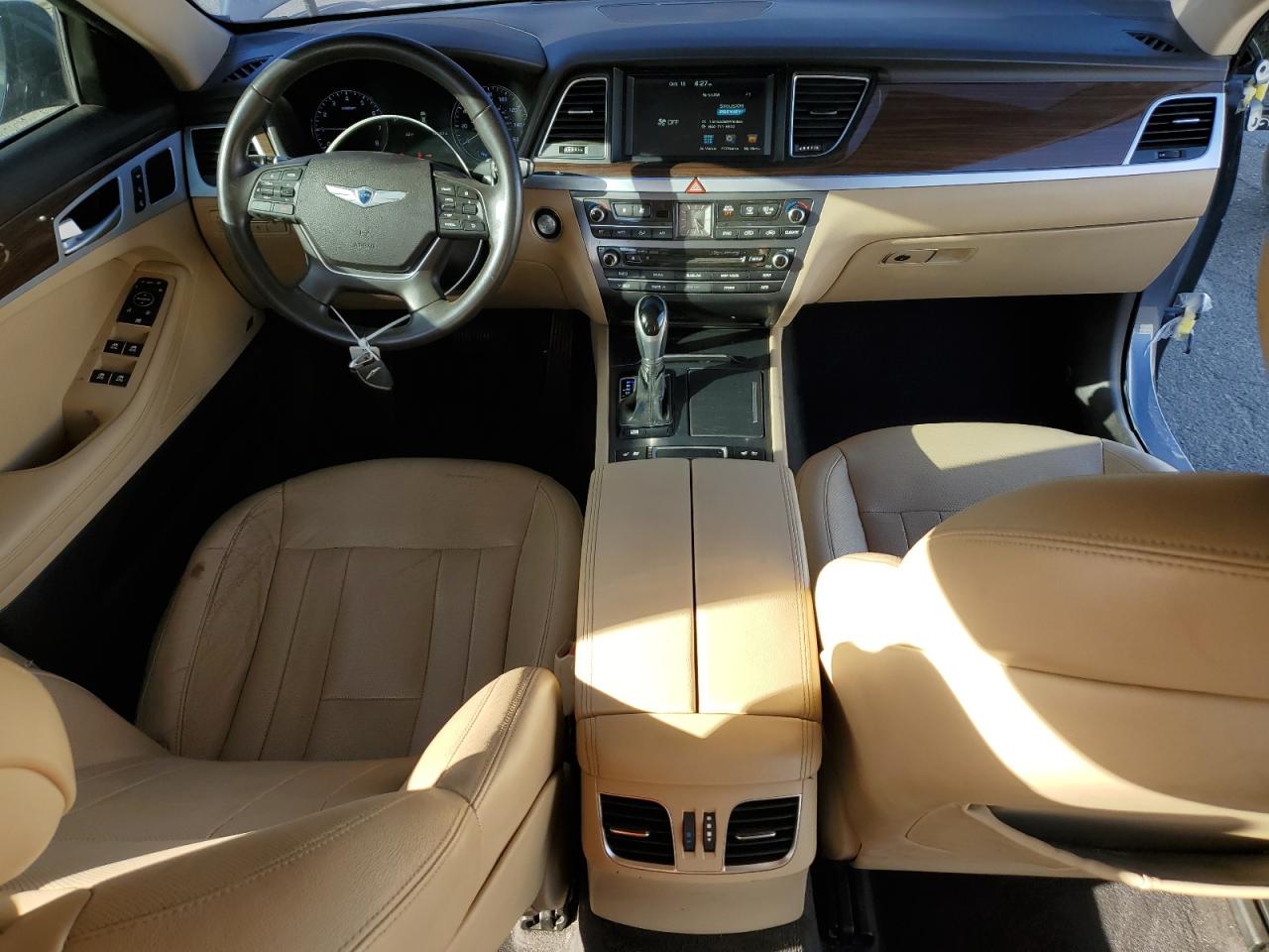 2015 Hyundai Genesis 3.8L VIN: KMHGN4JE7FU048397 Lot: 82250425