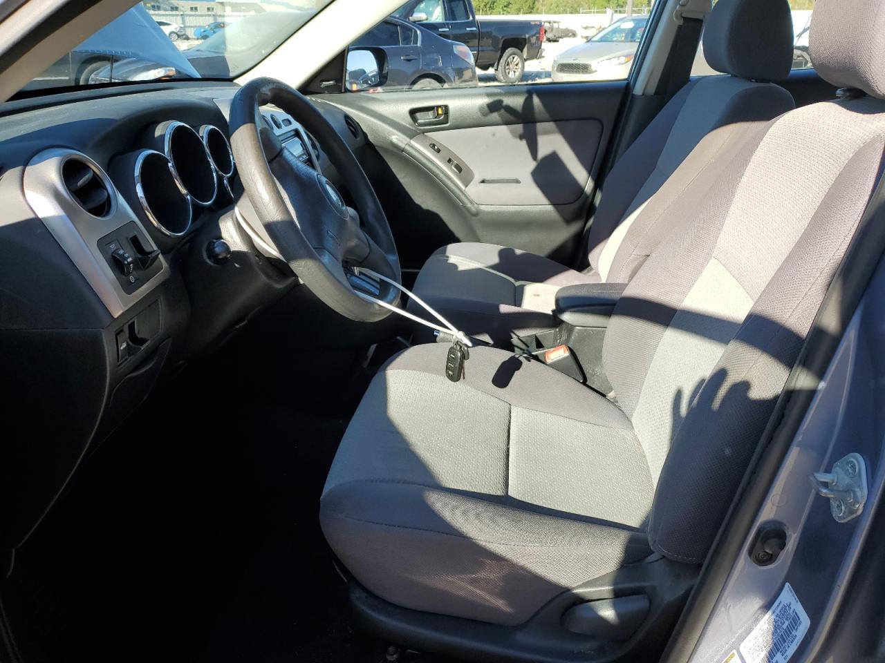 2004 Toyota Corolla Matrix Xr VIN: 2T1KR32E14C221076 Lot: 85579495