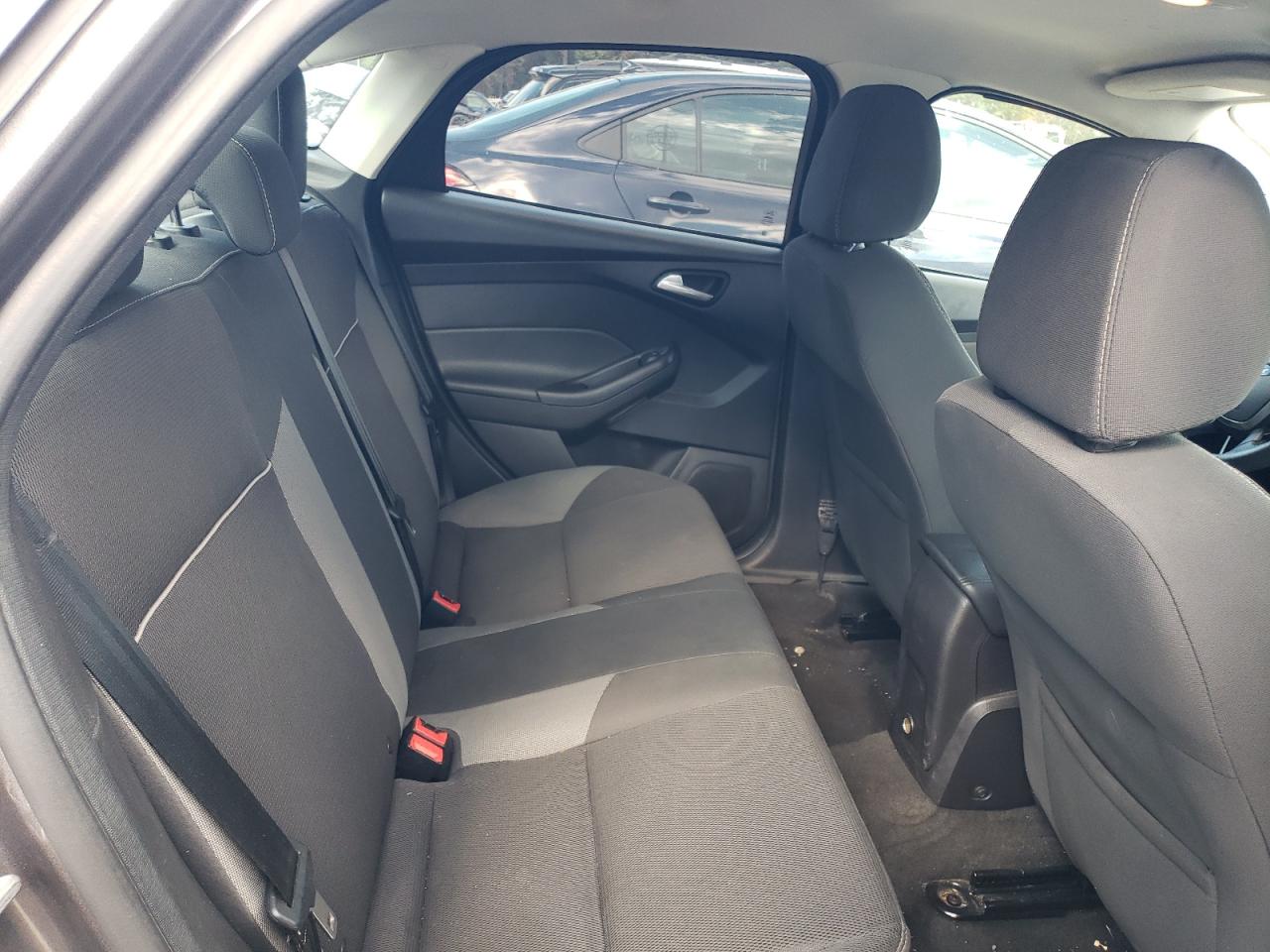 2013 Ford Focus Se VIN: 1FADP3F22DL379553 Lot: 84940265