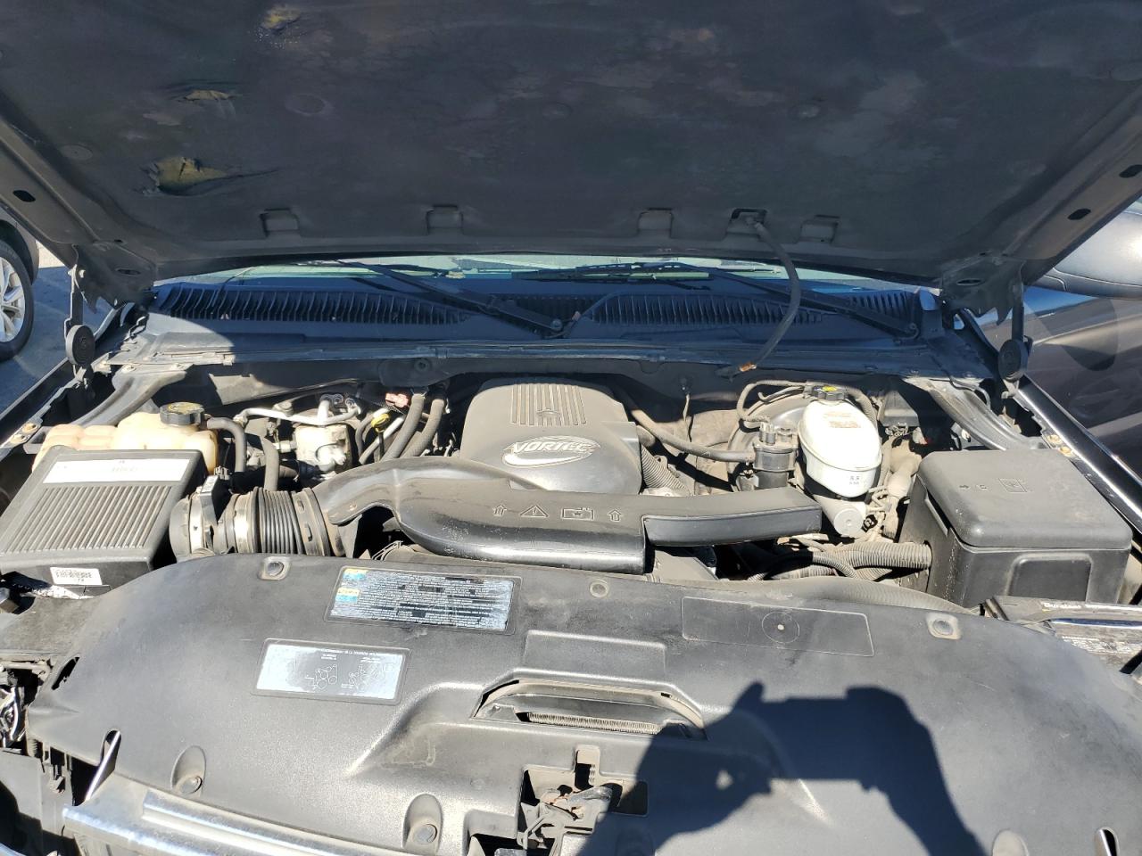 2003 Chevrolet Tahoe C1500 VIN: 1GNEC13V53R233325 Lot: 82772675