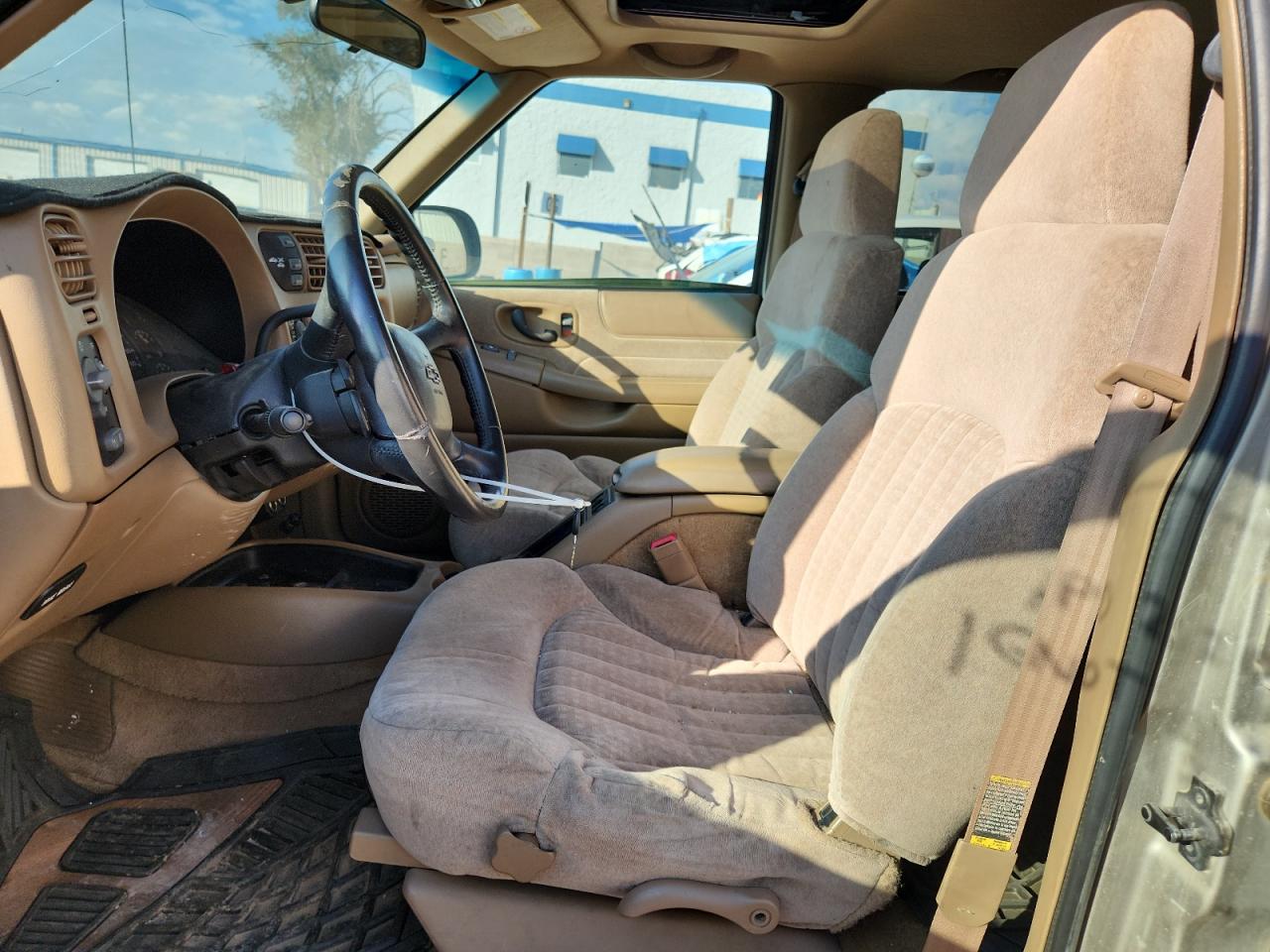 2002 Chevrolet Blazer VIN: 1GNDT13W72K125400 Lot: 86149235