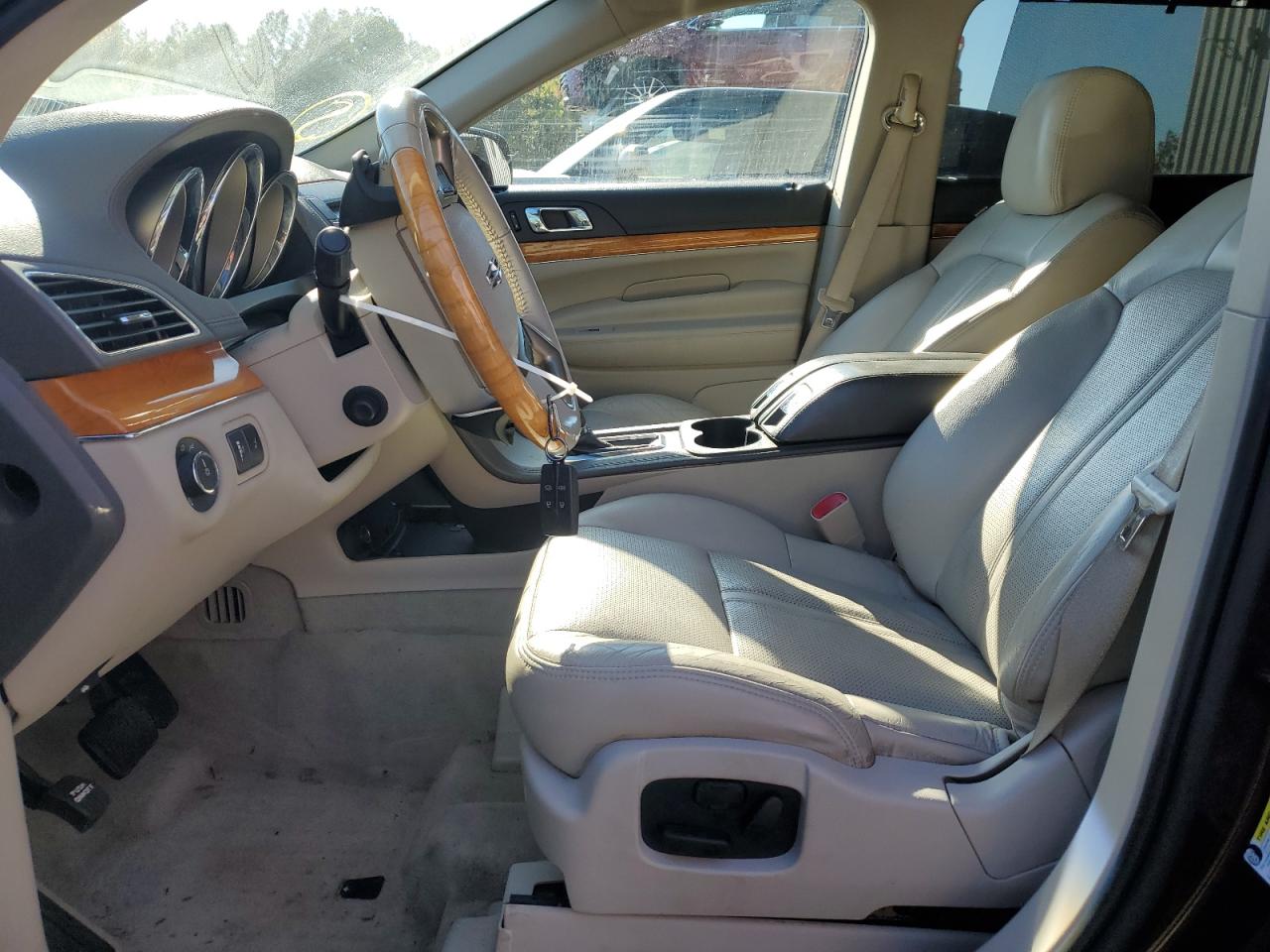 2010 Lincoln Mkt VIN: 2LMHJ5AR2ABJ13913 Lot: 85942935