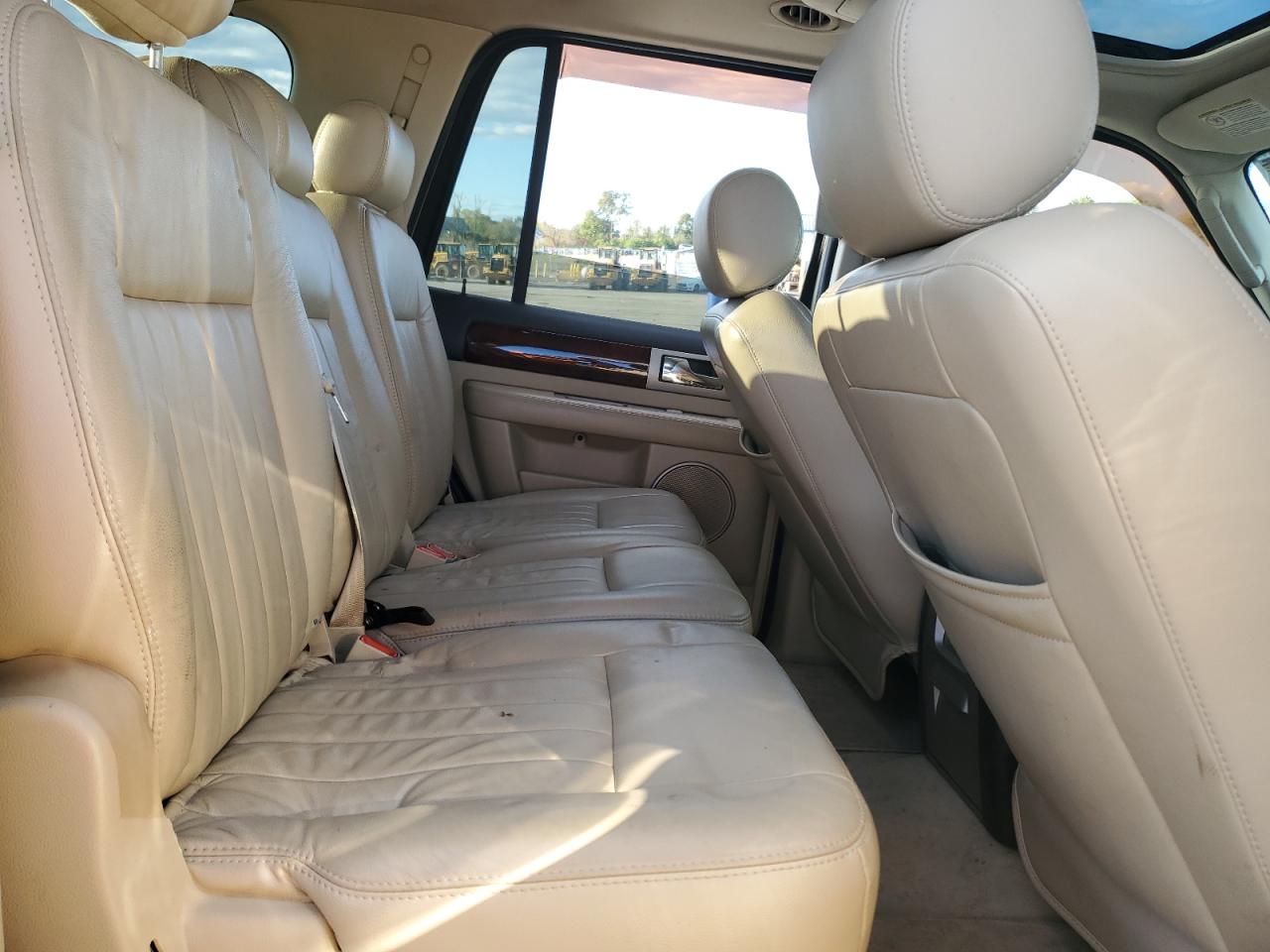 2006 Lincoln Navigator VIN: 5LMFU28516LJ11070 Lot: 86099175