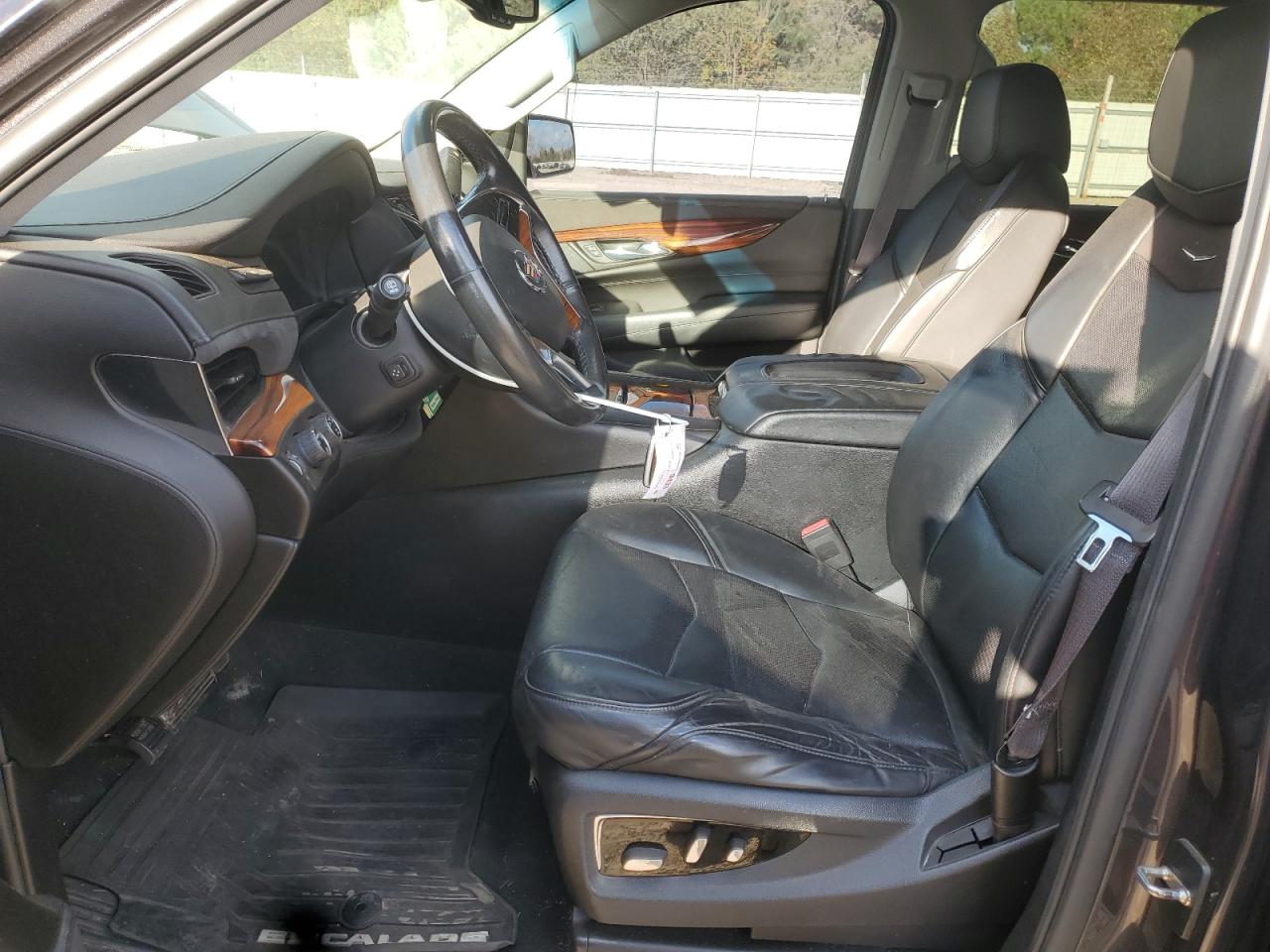 2015 Cadillac Escalade Luxury VIN: 1GYS4BKJ4FR195940 Lot: 85422455